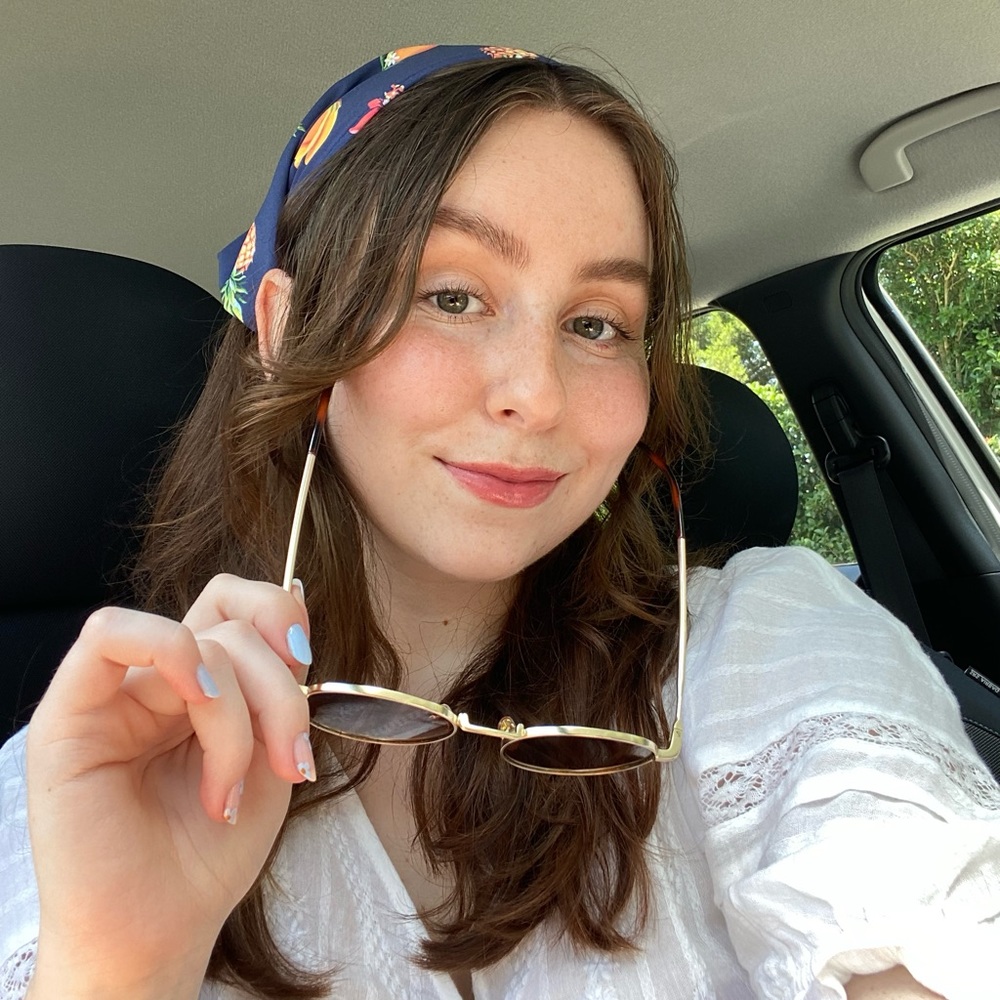 Meet your Posher, Ashley